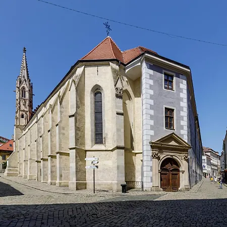 Klariska Near Michael's Gate Lägenhet Bratislava